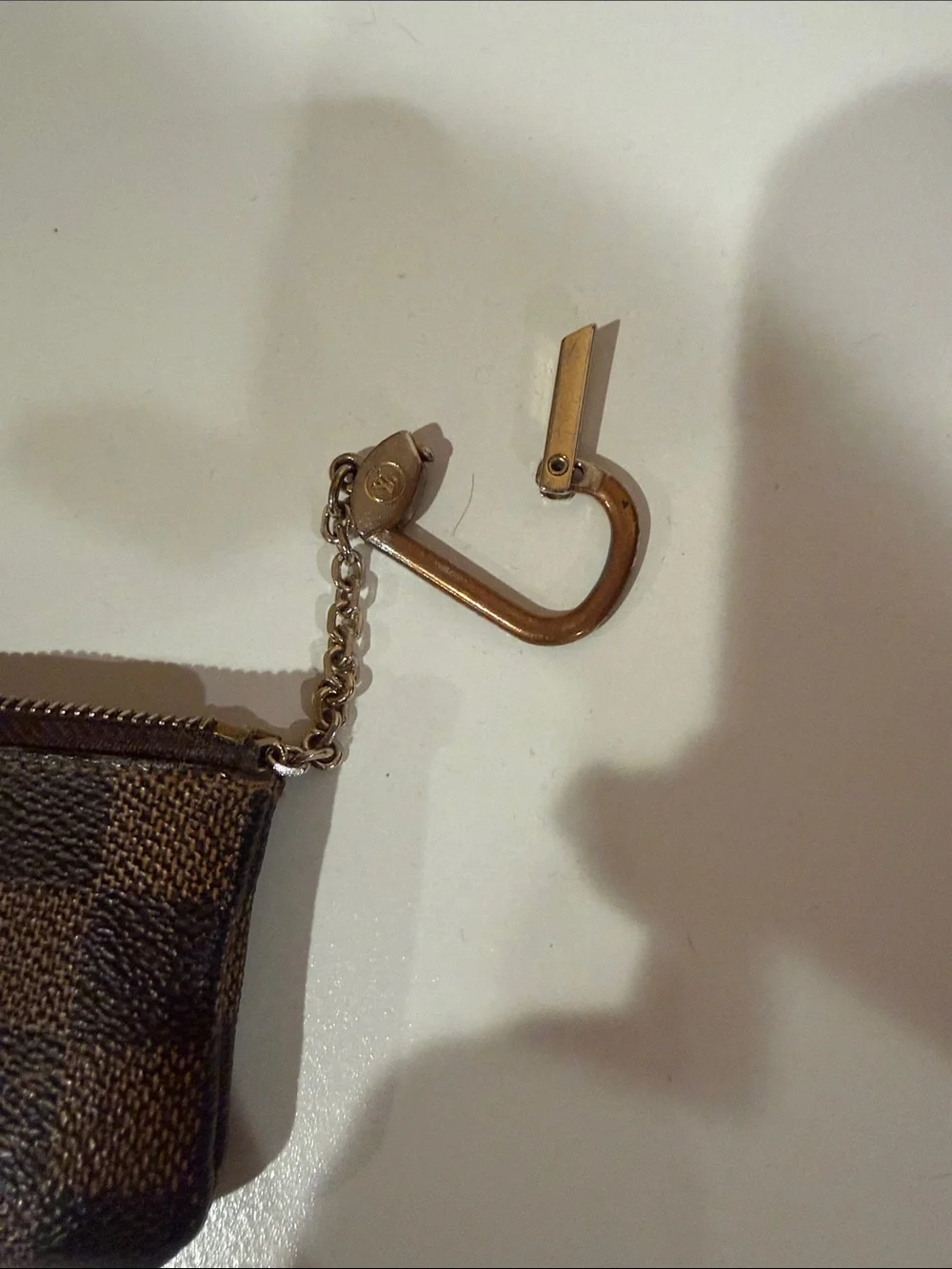 Louis Vuitton chain holder great